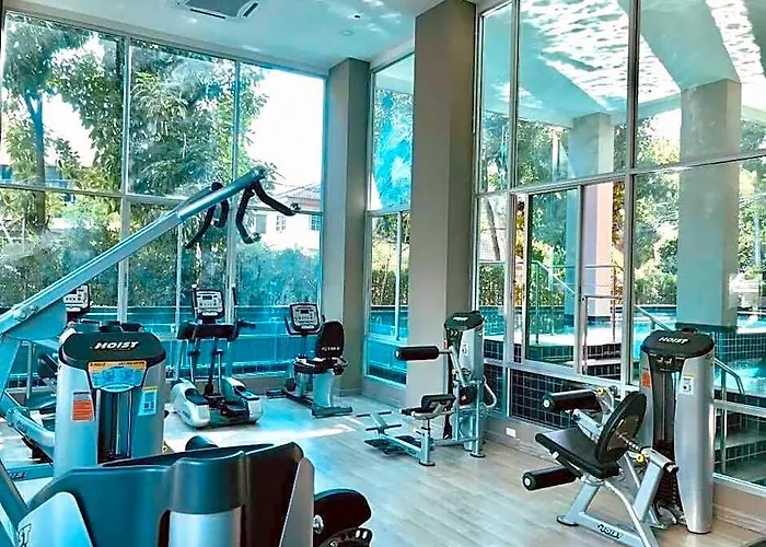 The Lux Ladprao 10 Hotell 5*