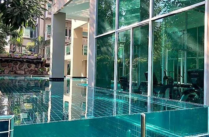 Hotell The Lux Ladprao 10 5*