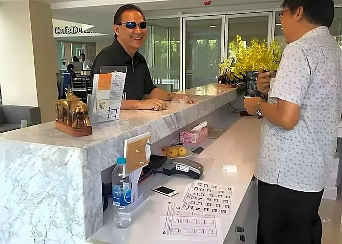 Hotell The Lux Ladprao 10 Bangkok